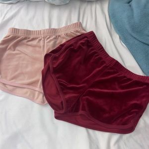 Bundle velvet shorts
